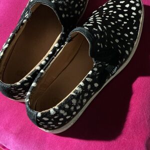 UGG Black and White Patterned Flats